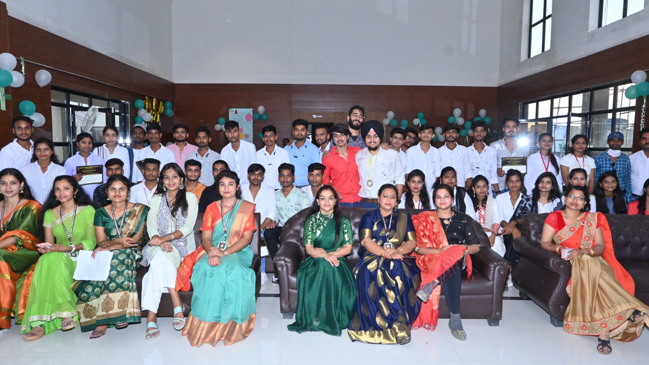 Students along with Faculties